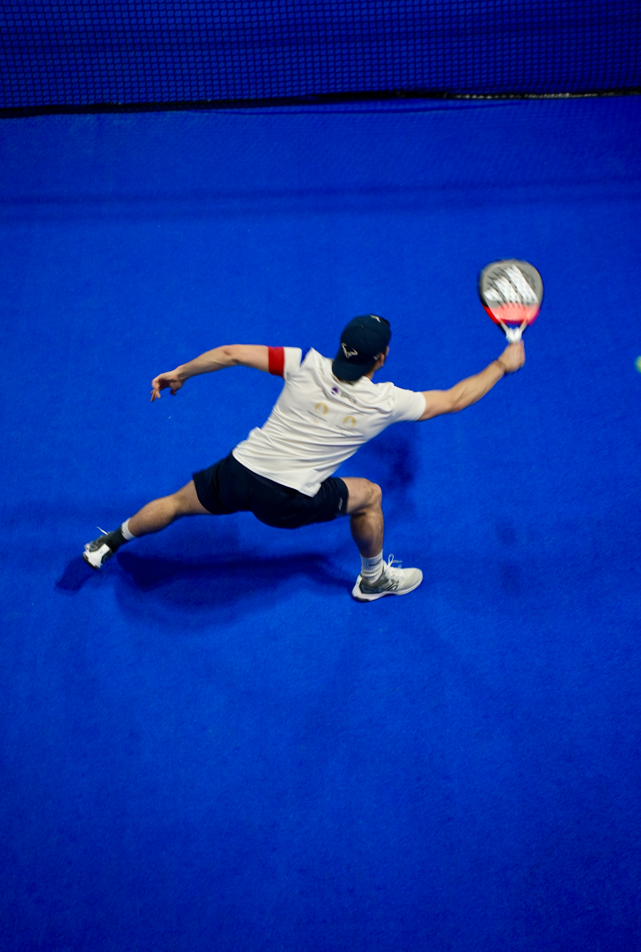 Joueurs sur le court